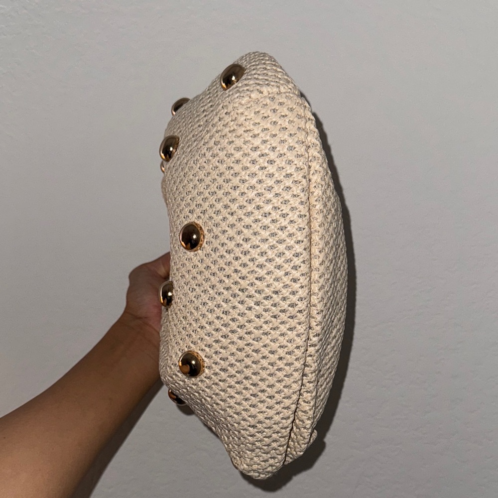 Stylish Tan Woven Bag with Gold Accents - Picture 4 of 4